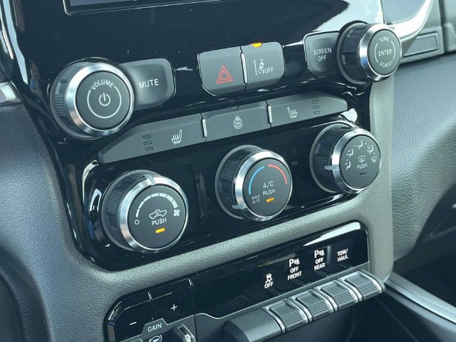 New 2027 RAM 1500 Big Horn w/ Night Edition AWD/4WD image 23
