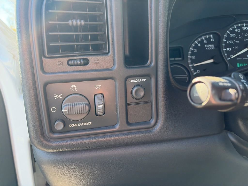 Used 2002 Chevrolet Silverado 1500 2WD Regular Cab image 5