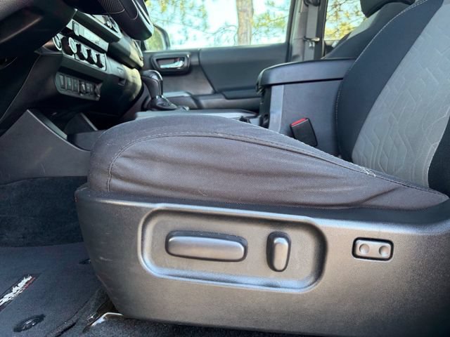 Certified 2021 Toyota Tacoma TRD Sport w/ Technology Package AWD/4WD image 14
