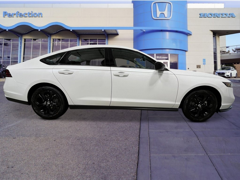 New 2025 Honda Accord SE image 7