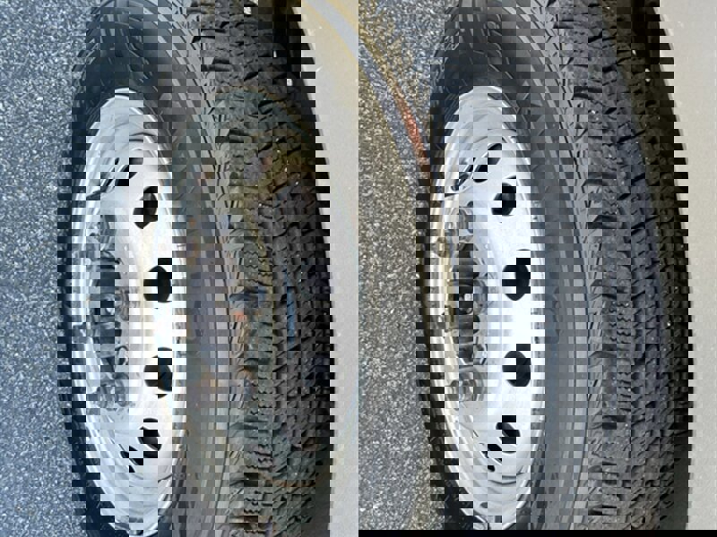 Used 2023 Ford Transit 250 250 T250 AWD Medium Roof Cargo w/ Load Area Protection Package image 15