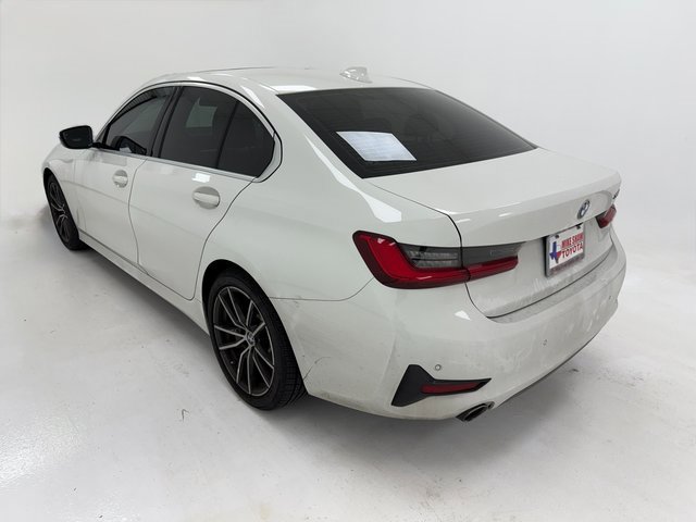 Used 2020 BMW 330i Sedan w/ Convenience Package image 18