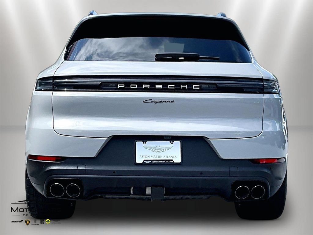 Used 2026 Porsche Cayenne AWD/4WD image 4