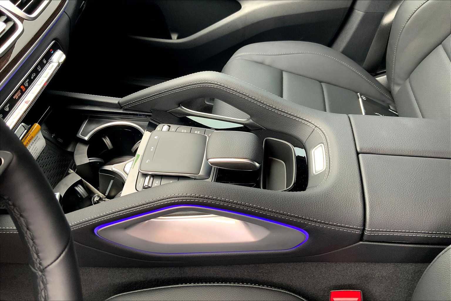 New 2025 Mercedes-Benz GLE 450e GLE 450e image 10