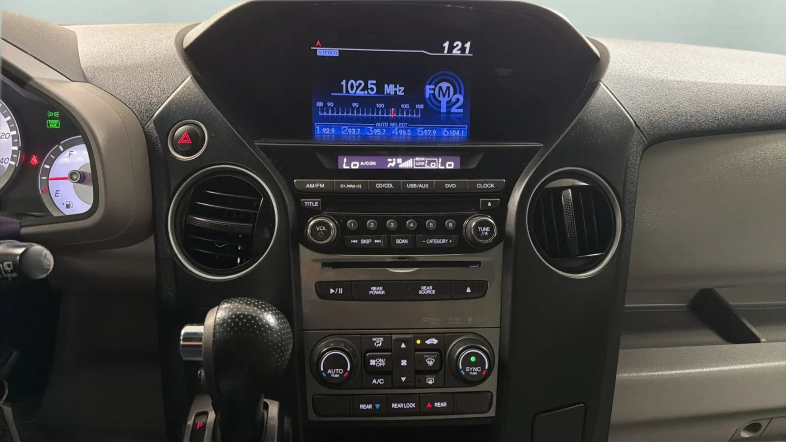 Used 2015 Honda Pilot SE image 14