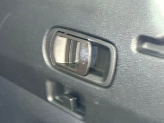 Used 2025 MAZDA CX-50 AWD 2.5 S w/ Preferred Package image 6