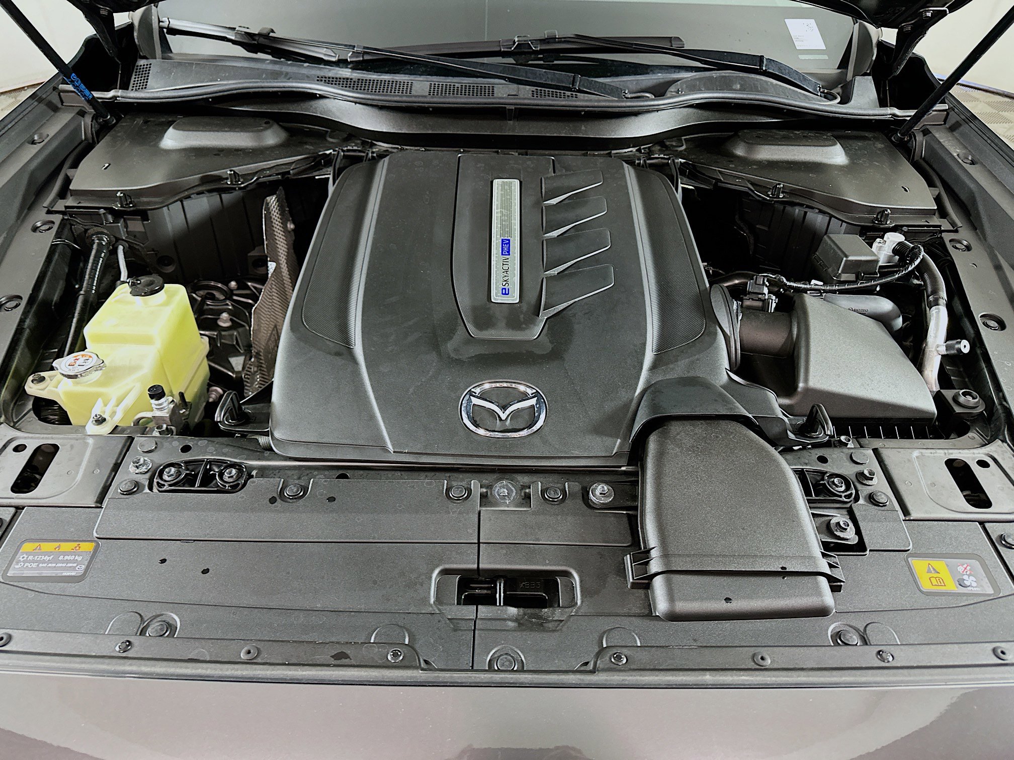 Used 2024 MAZDA CX-90 Plug-In Hybrid w/ Preferred image 37