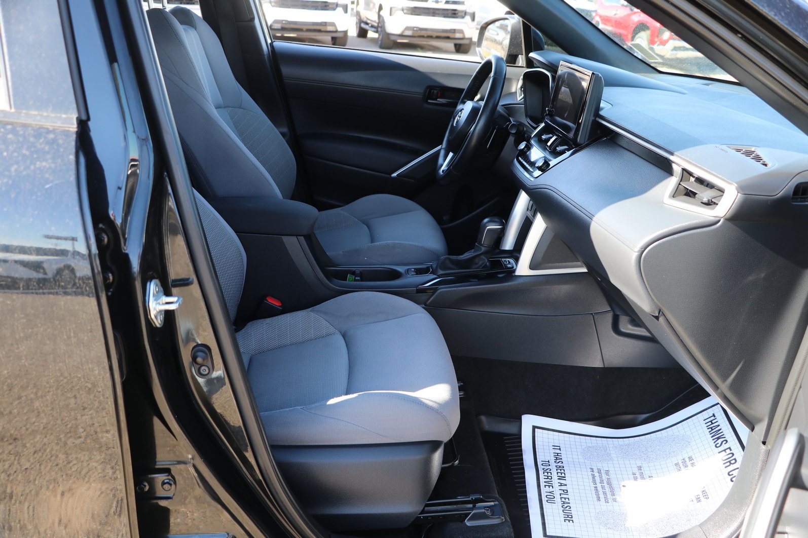 Used 2023 Toyota Corolla Cross AWD Hybrid image 32
