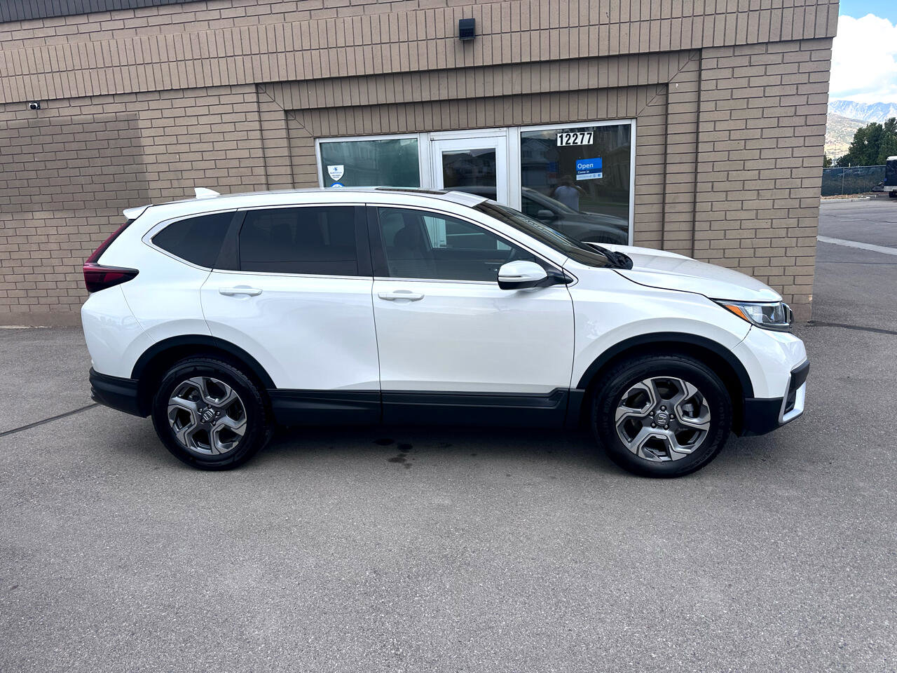 Used 2020 Honda CR-V EX-L image 6