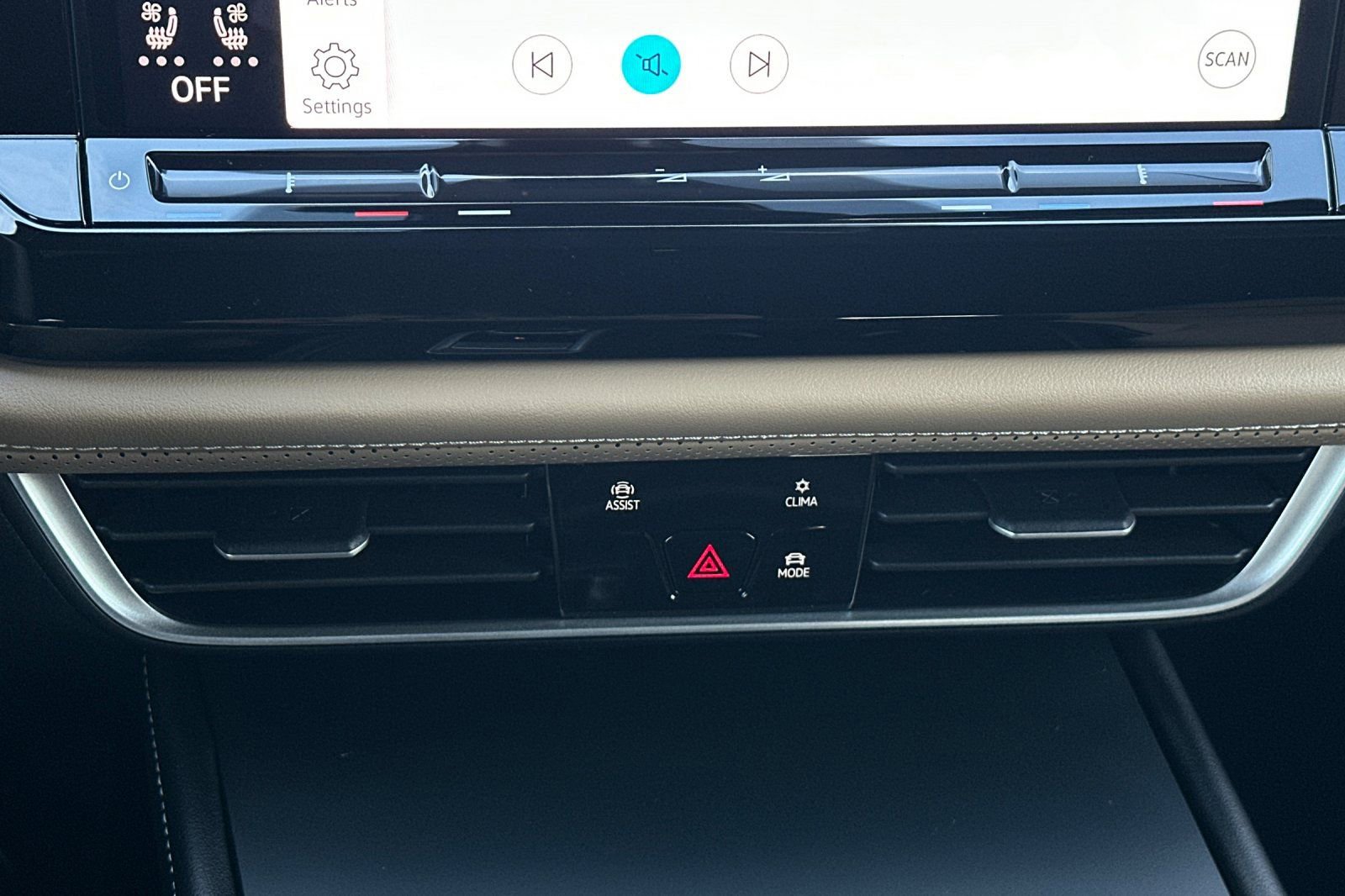 New 2026 Volkswagen Atlas Cross Sport SE AWD/4WD image 18