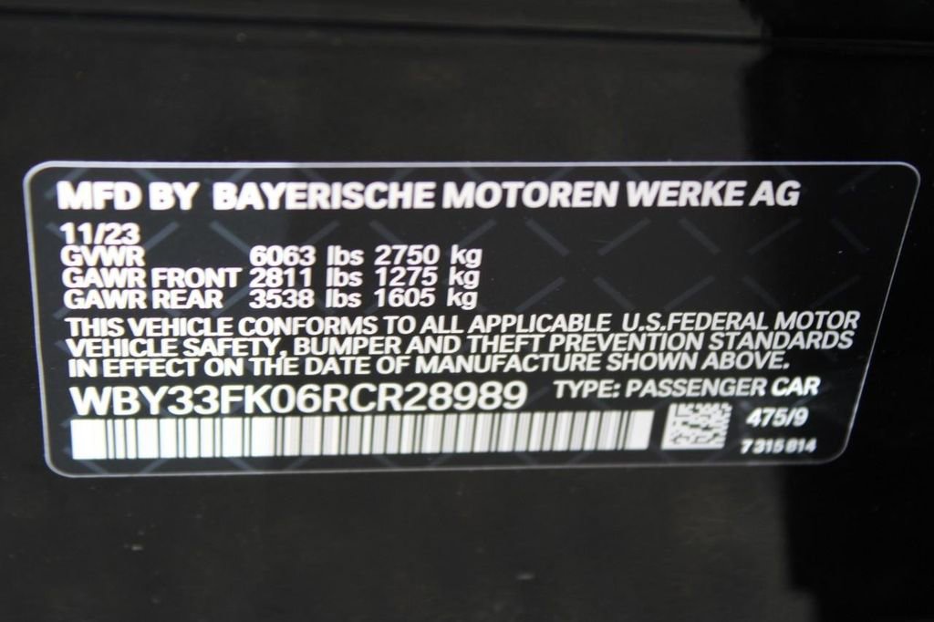 Used 2024 BMW i5 eDrive40i w/ Premium Package RWD image 17