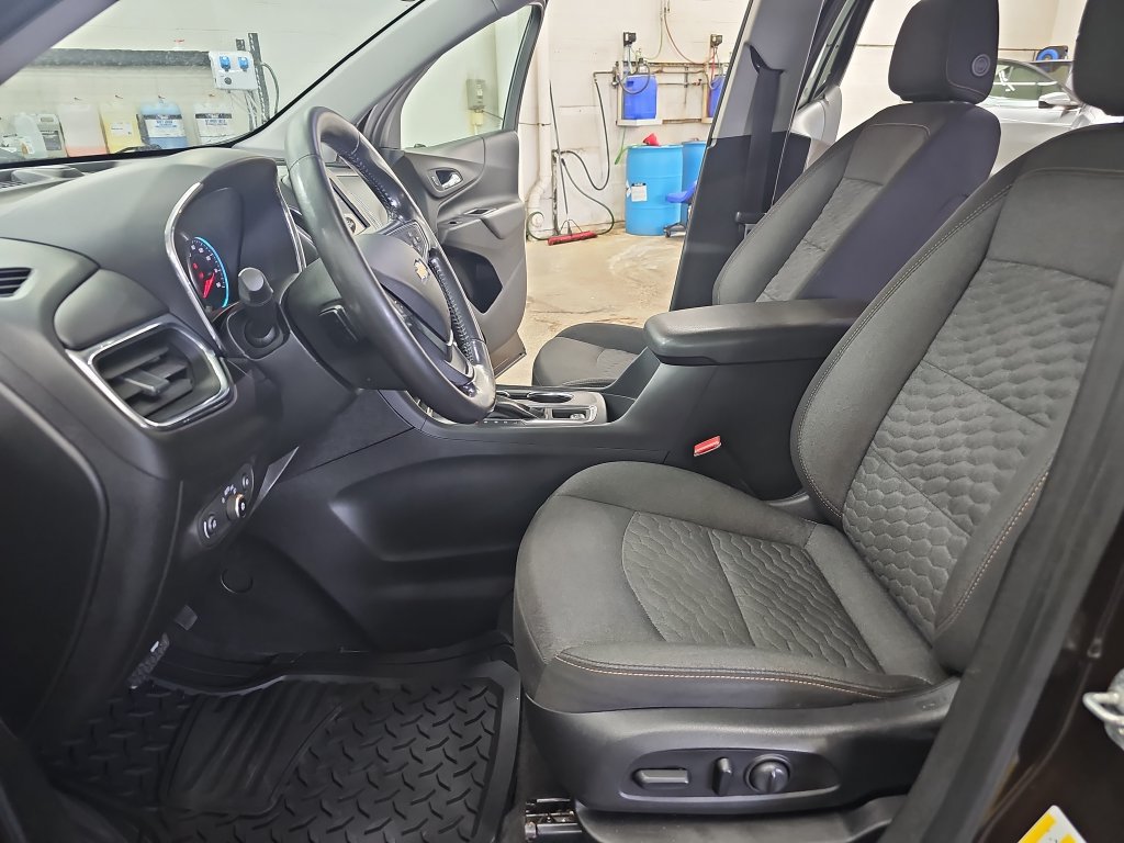 Used 2020 Chevrolet Equinox LT AWD/4WD image 15
