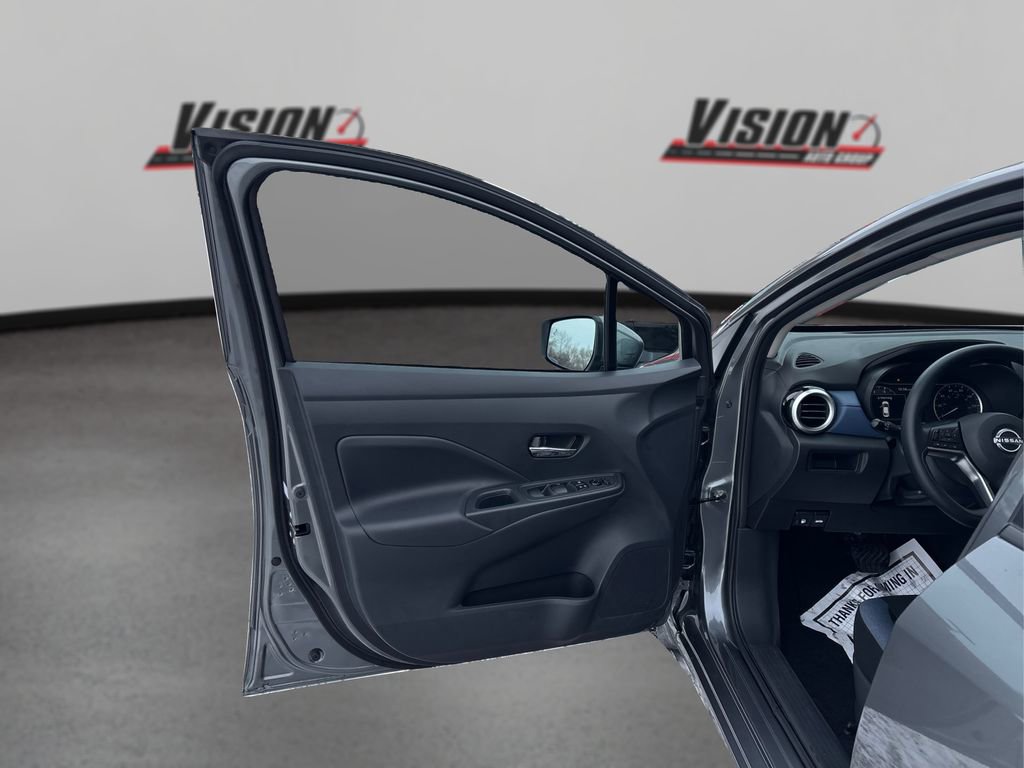 Used 2025 Nissan Versa SV w/ Trunk Package image 23