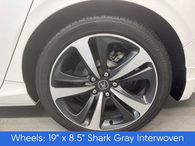 Certified 2025 Acura TLX w/ Technology Package image 9