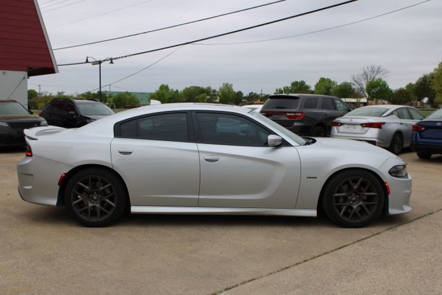 Used 2019 Dodge Charger R/T w/ Plus Group RWD image 2
