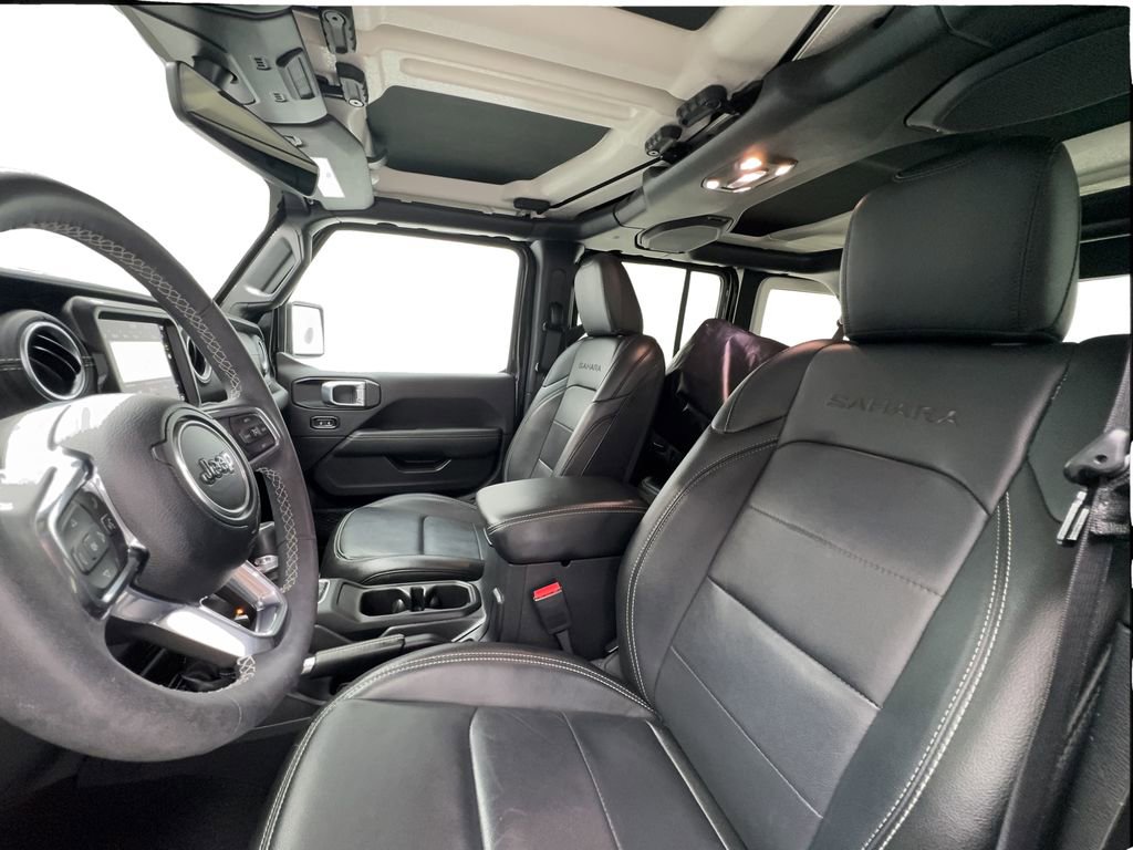 Used 2023 Jeep Wrangler Unlimited Sahara w/ Dual Top Group AWD/4WD image 19