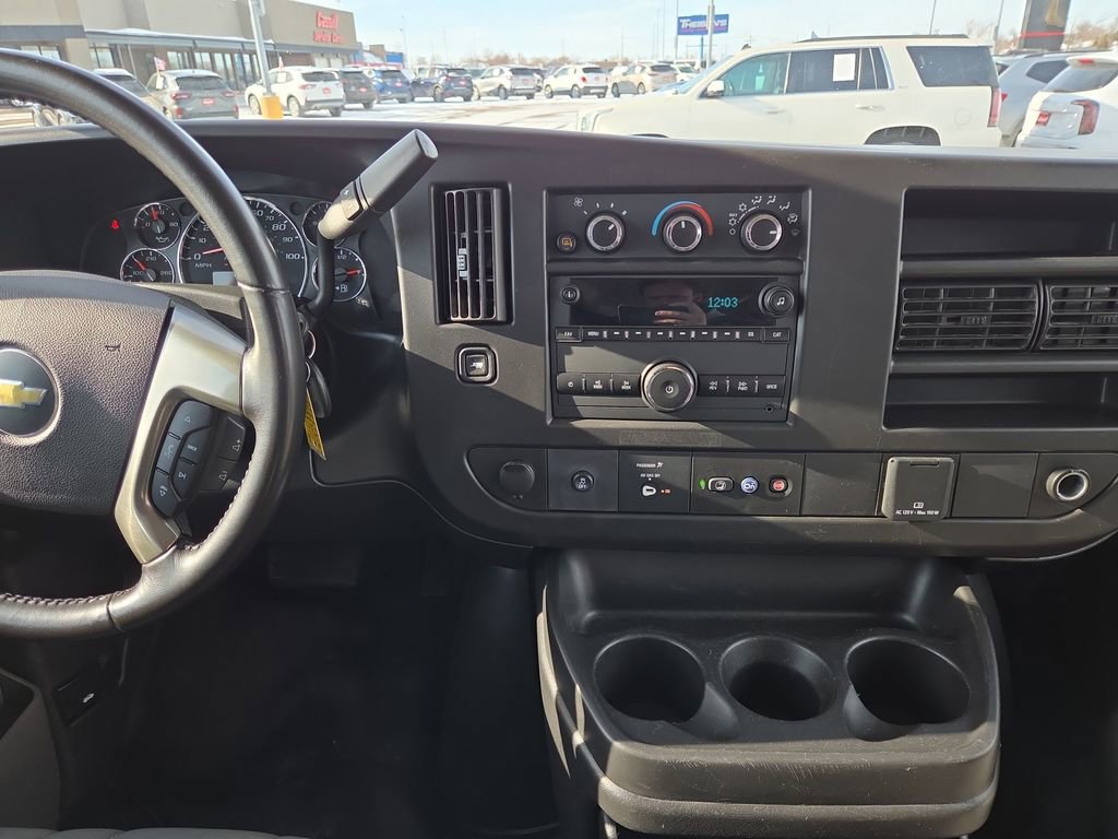 Used 2019 Chevrolet Express 3500 LS image 18