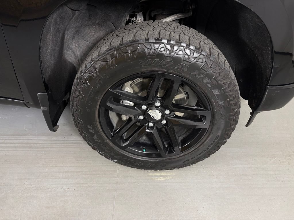 Certified 2024 Chevrolet Silverado 1500 RST AWD/4WD image 12