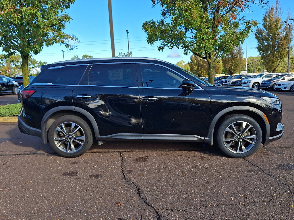 Certified 2023 INFINITI QX60 Luxe w/ Performance Audio Package AWD/4WD image 7