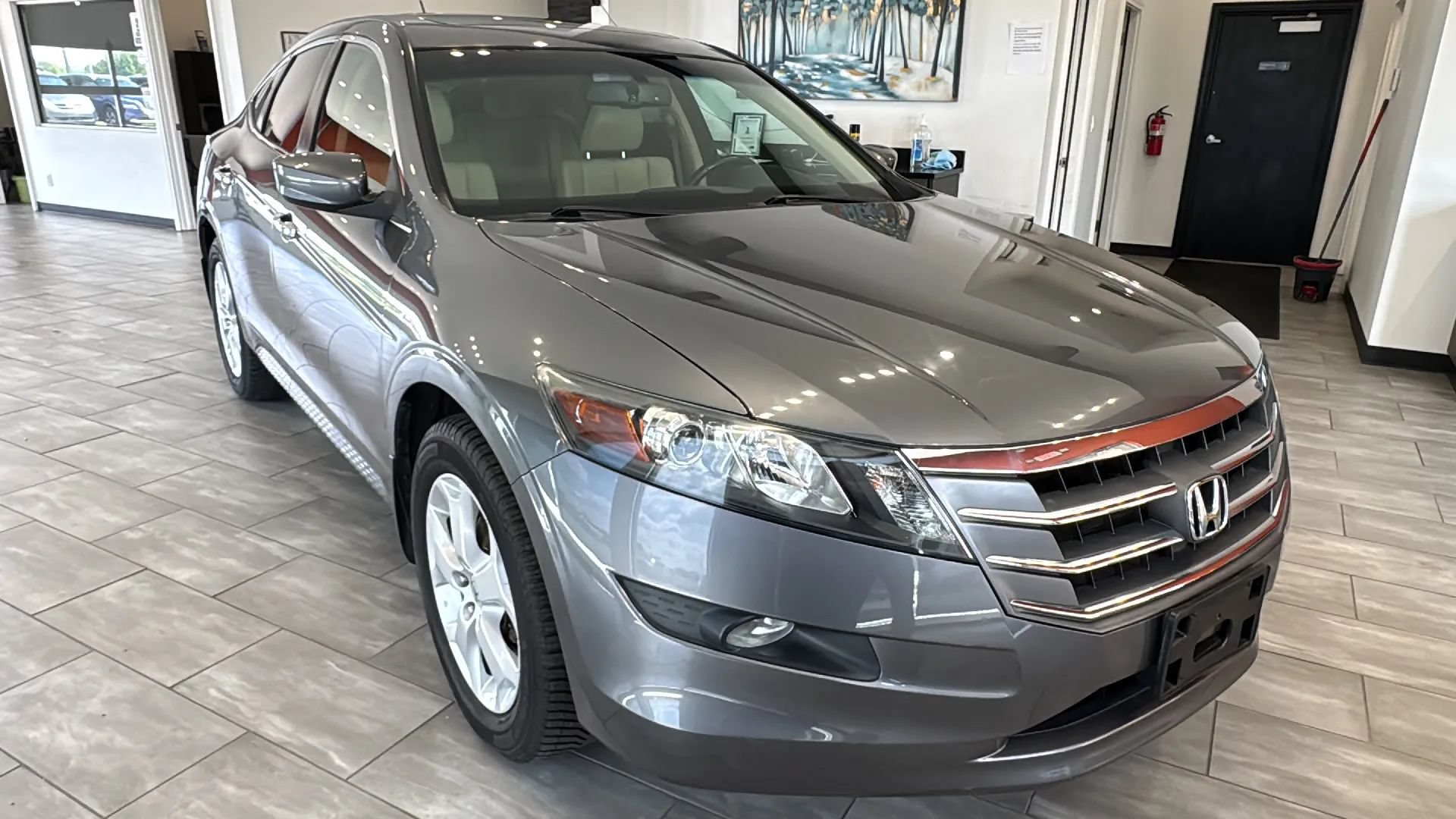 Used 2010 Honda Crosstour EX-L image 3