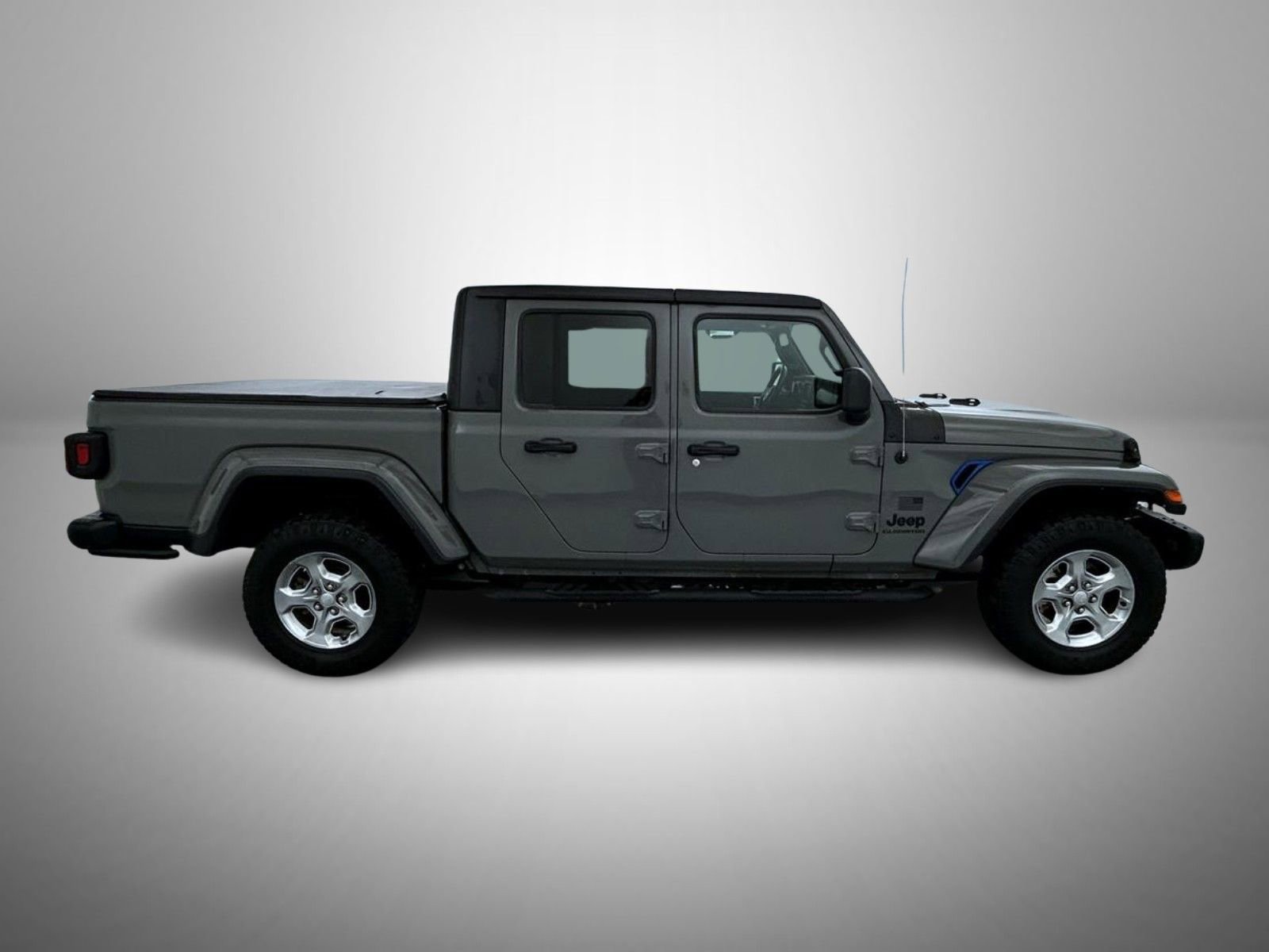 Used 2021 Jeep Gladiator Sport image 4