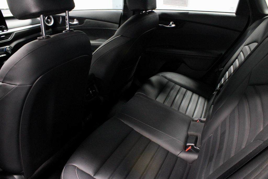 Used 2023 Kia Forte GT-Line w/ GT-Line Premium Package FWD image 21