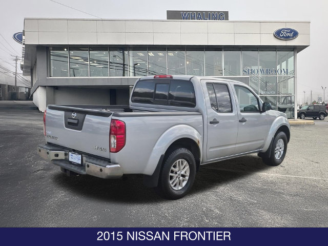 Used 2015 Nissan Frontier SV w/ SV Value Truck Package AWD/4WD image 8