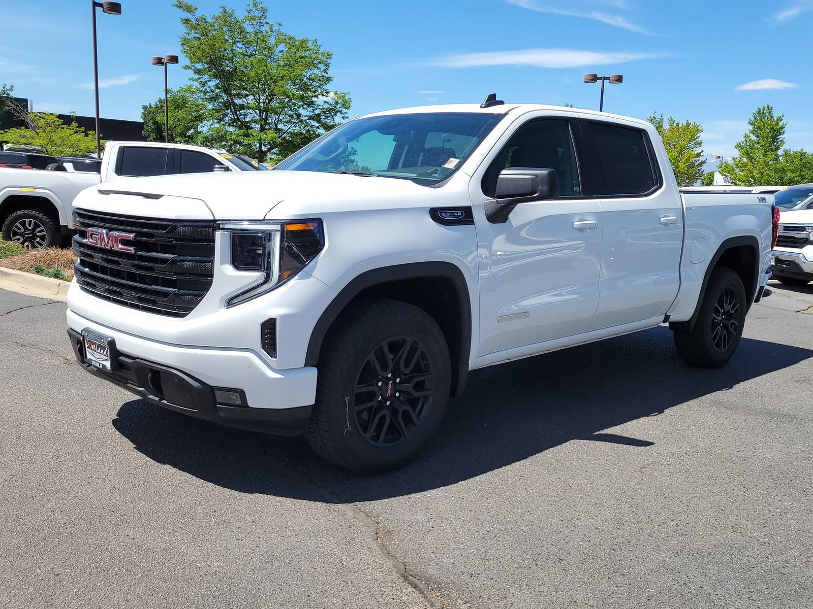 New 2026 GMC Sierra 1500 Elevation w/ Preferred Package AWD/4WD image 4