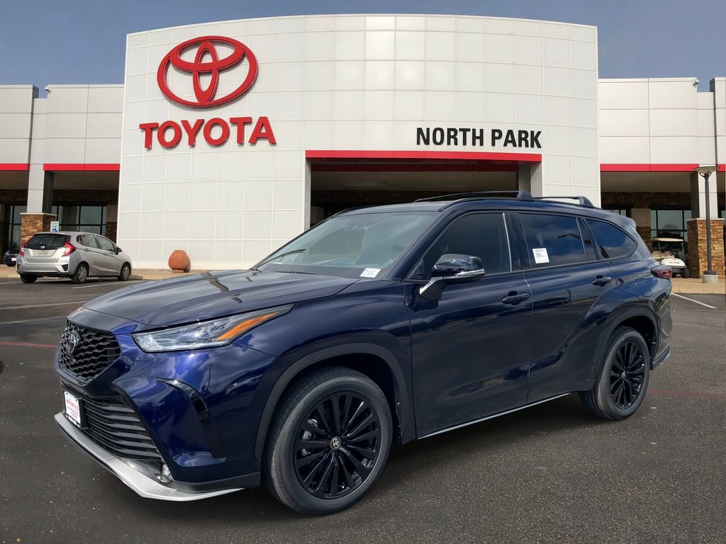 New 2026 Toyota Highlander XSE