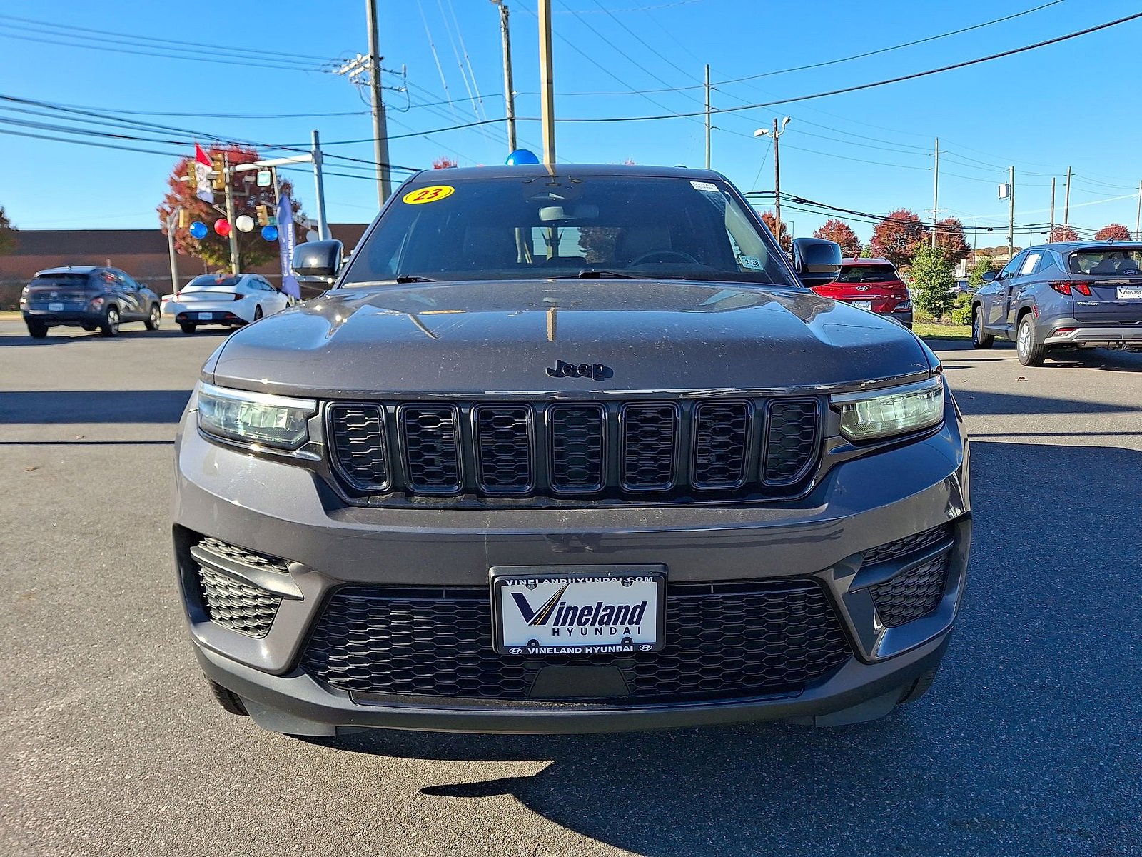 Used 2023 Jeep Grand Cherokee Altitude image 35