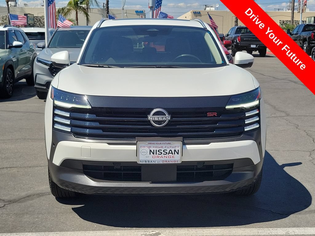 Used 2025 Nissan Kicks SR w/ SR Premium Package AWD/4WD image 30