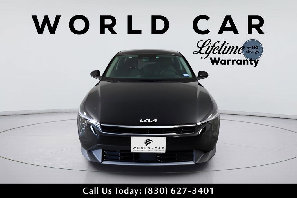 Certified 2025 Kia K4 EX image 2