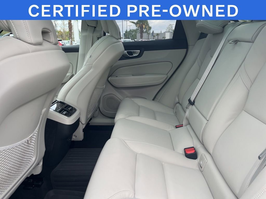 Certified 2023 Volvo XC60 B5 Ultimate w/ Climate Package AWD/4WD image 5