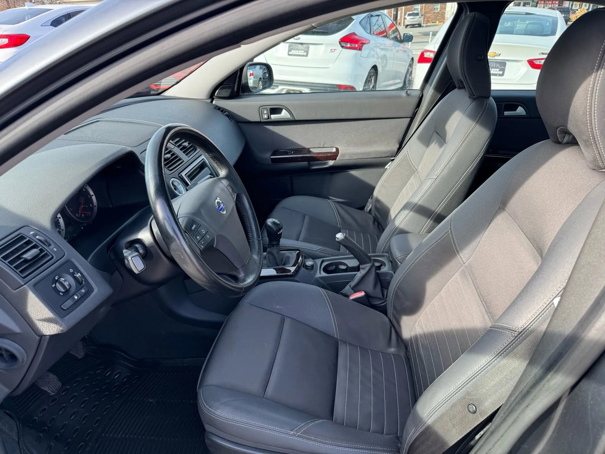 Used 2007 Volvo S40 2.4i image 23