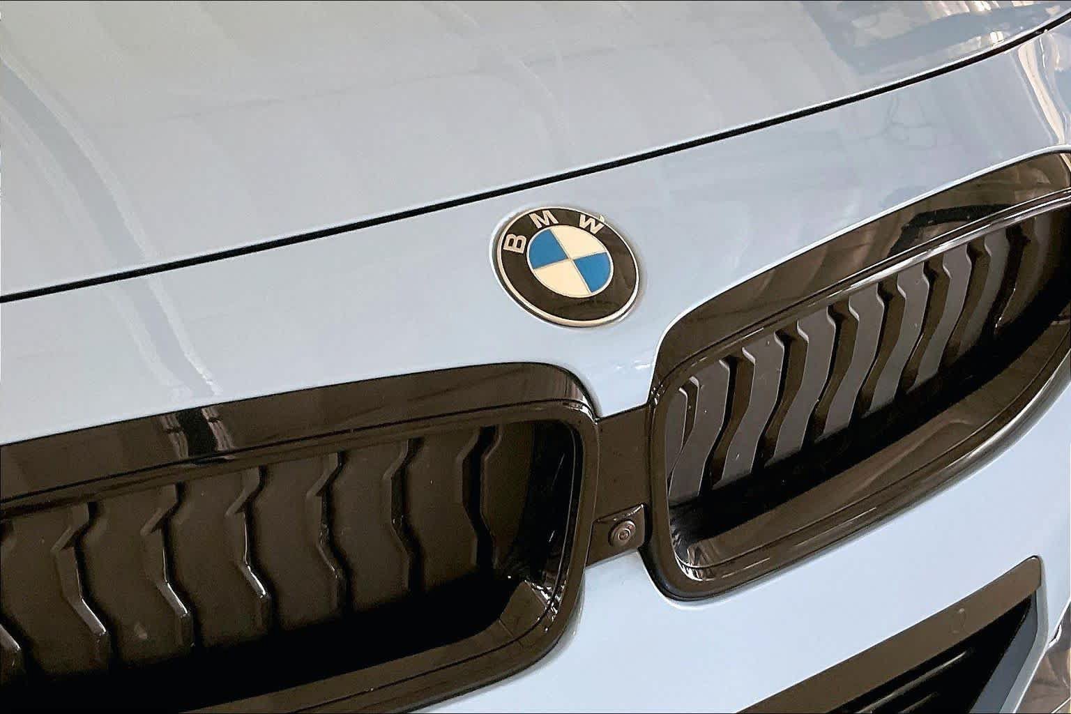 Used 2025 BMW M240i Coupe RWD image 30