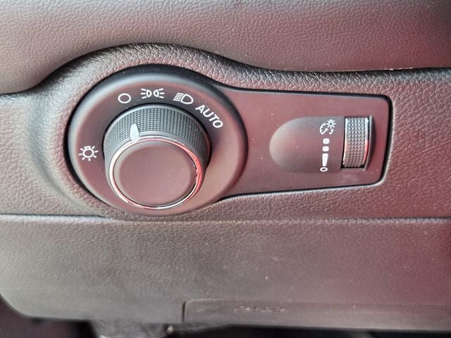 Used 2024 Dodge Durango GT AWD/4WD image 37
