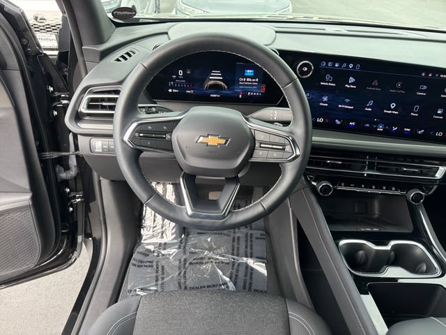 Certified 2025 Chevrolet Traverse LT w/ Driver Confidence Package AWD/4WD image 13
