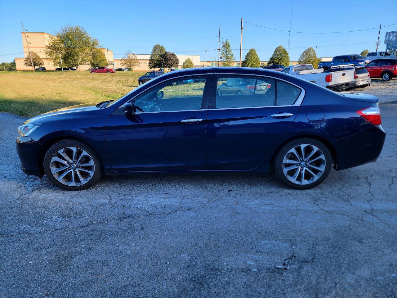 Used 2015 Honda Accord Sport image 10