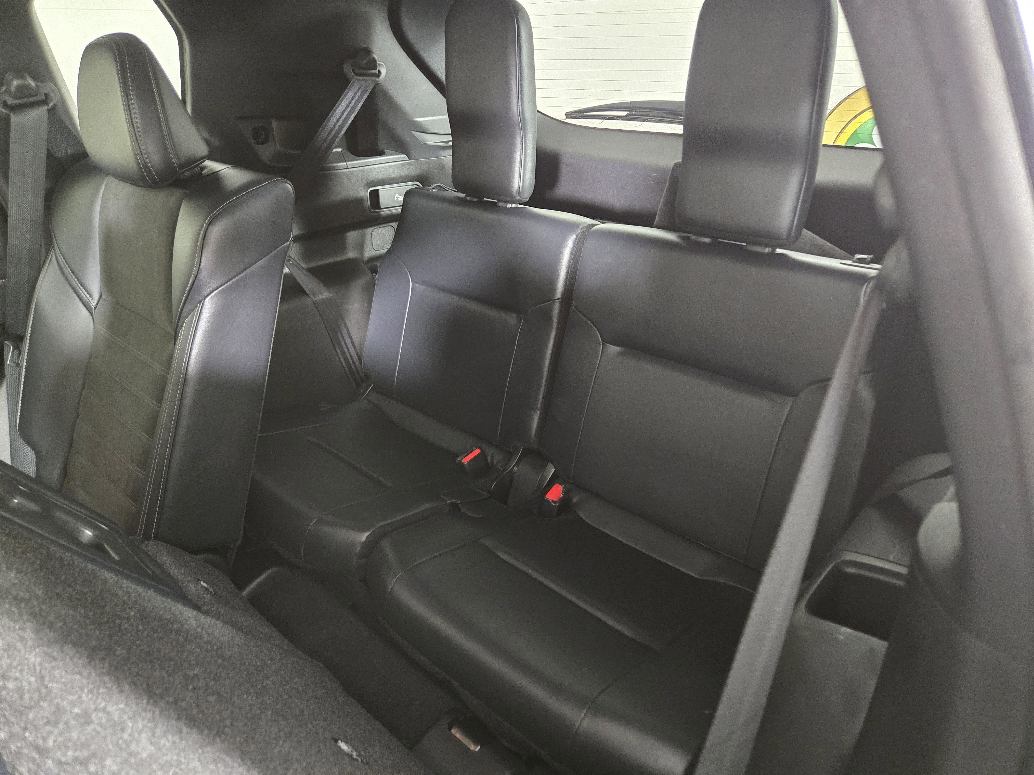 Used 2024 Mitsubishi Outlander SE AWD/4WD image 12