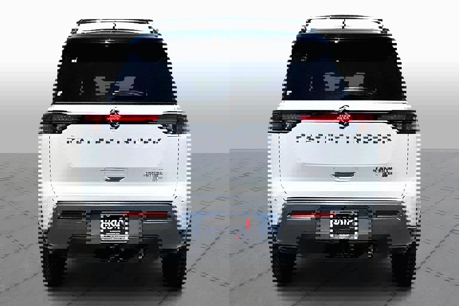 New 2026 Nissan Pathfinder Platinum image 4