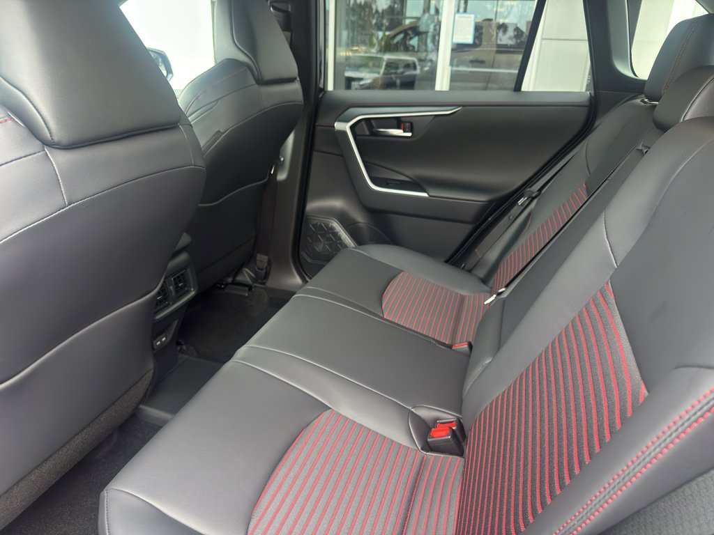 Used 2025 Toyota RAV4 XSE image 8