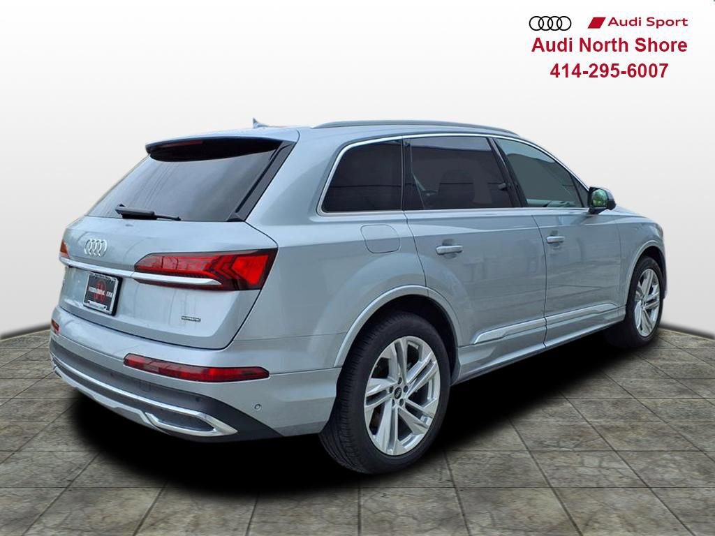 Used 2023 Audi Q7 3.0T Premium Plus w/ Premium Plus Package AWD/4WD image 2
