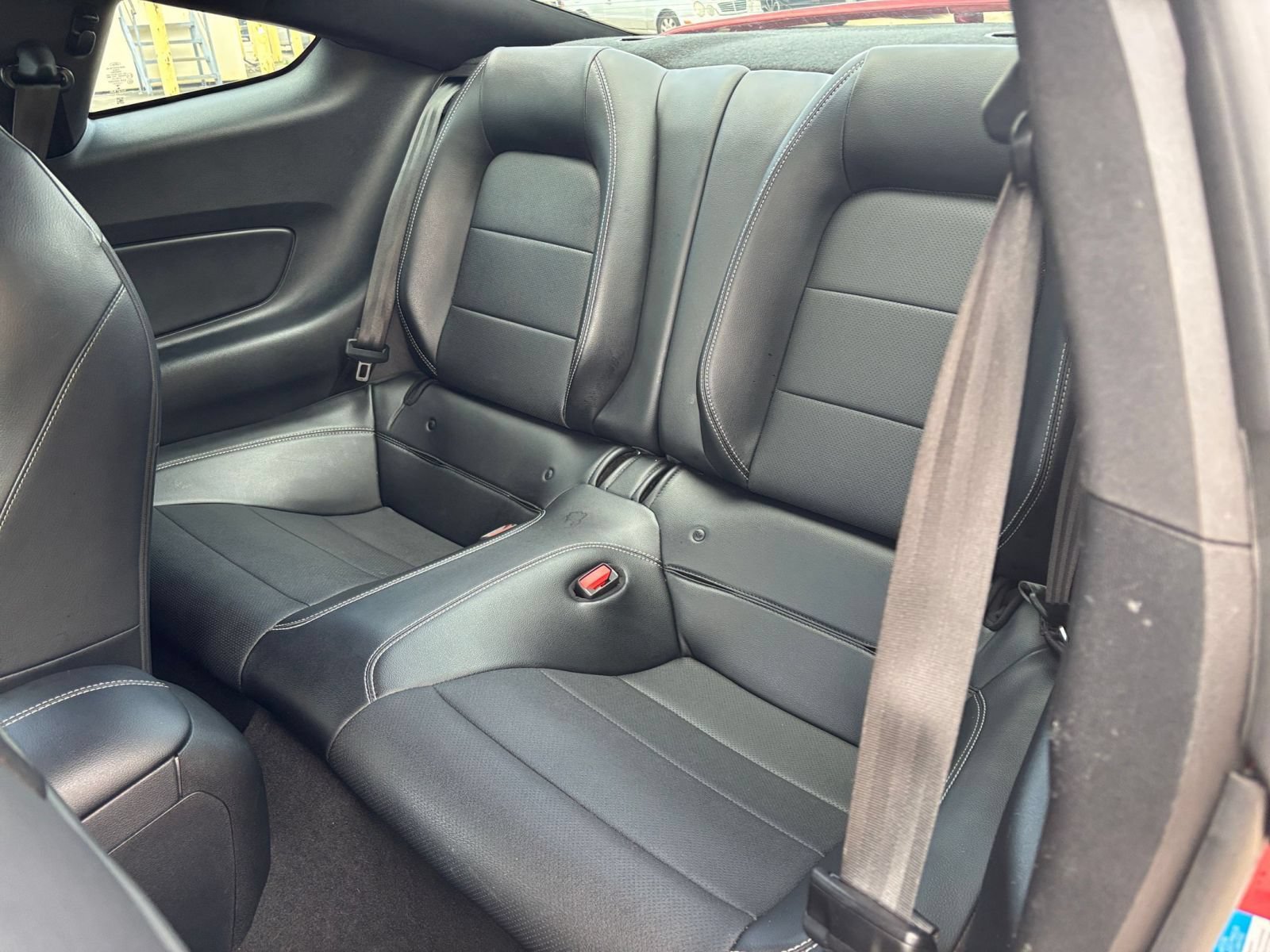 Used 2022 Ford Mustang GT Premium w/ GT Performance Package RWD image 24