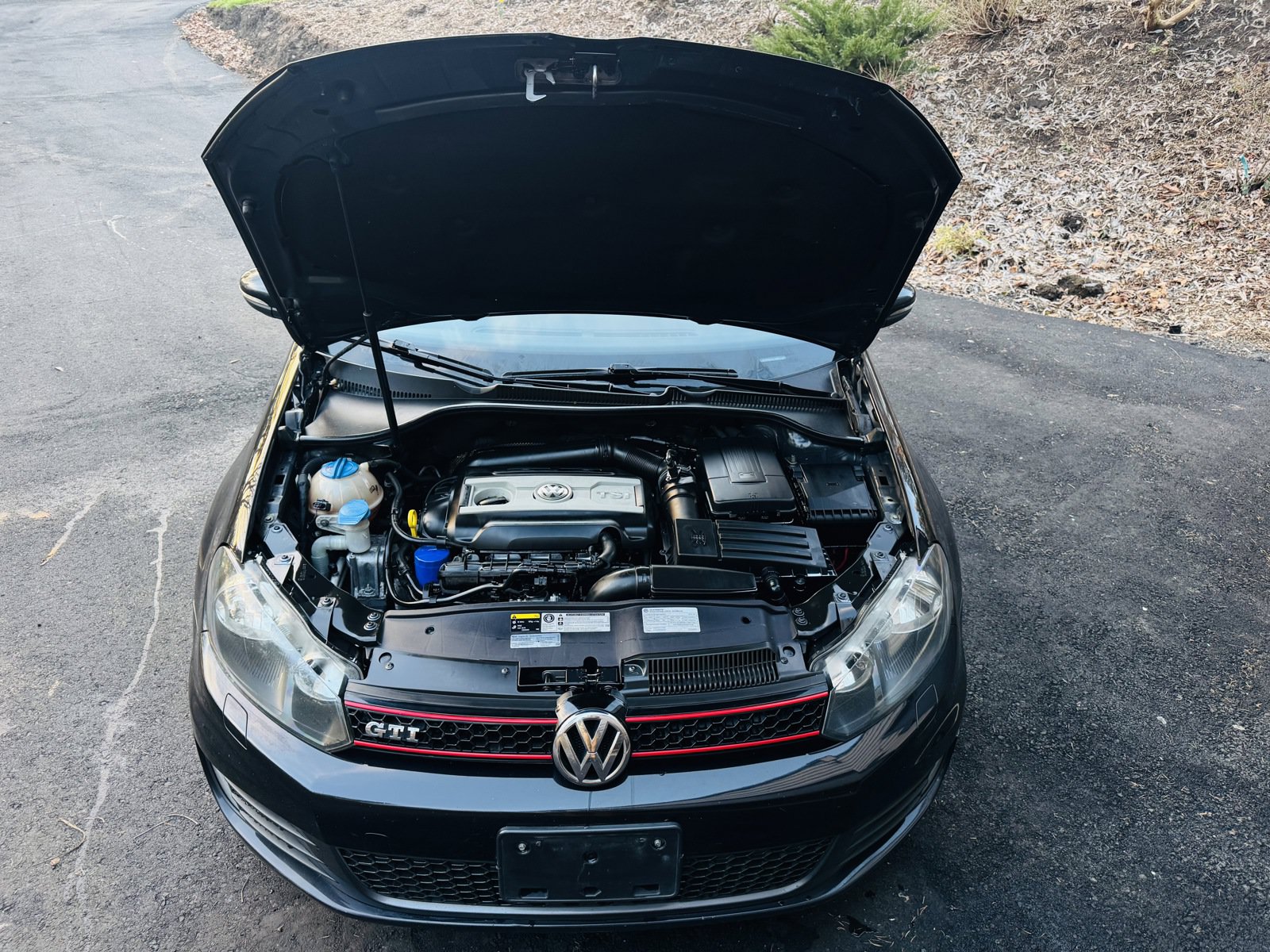 Used 2014 Volkswagen GTI Wolfsburg Edition FWD image 12