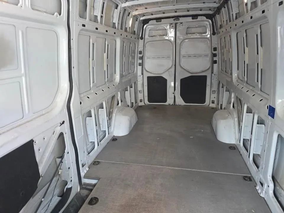 Used 2021 Mercedes-Benz Sprinter 2500 w/ Driver Convenience Package image 7