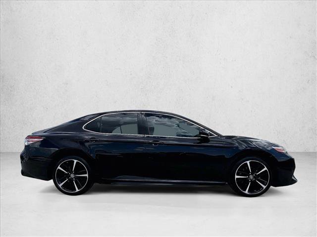 Used 2019 Toyota Camry XSE FWD image 5