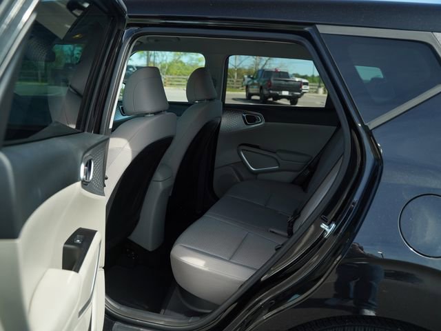 Used 2024 Kia Soul LX FWD image 14