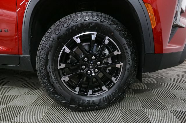Used 2026 Chevrolet Traverse Z71 w/ LPO, Floor Liner Package AWD/4WD image 15