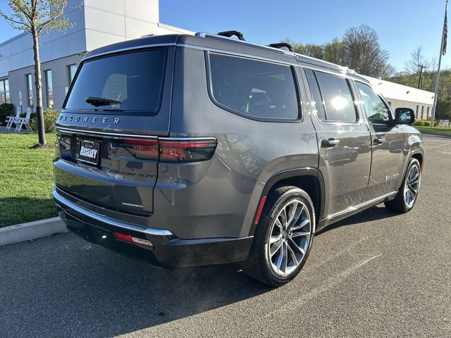 Used 2022 Jeep Wagoneer Series III w/ Premium Group I AWD/4WD image 8