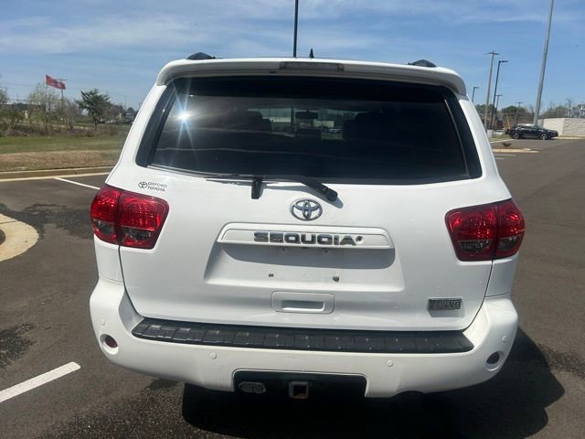 Used 2016 Toyota Sequoia SR5 w/ Premium Package image 7